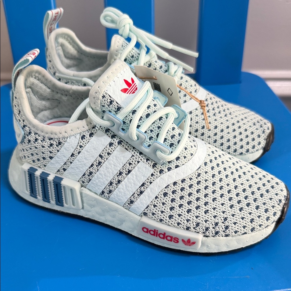 Adidas Kids' Light Blue and White Sneakers Brand New size 11k